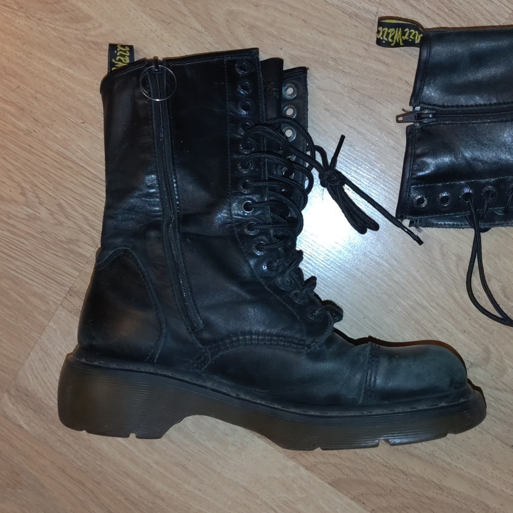 Dr Martens Miranda Black 14-Eye Lace Up Leather Combat Boots Women's Size 10 - Picture 9 of 15